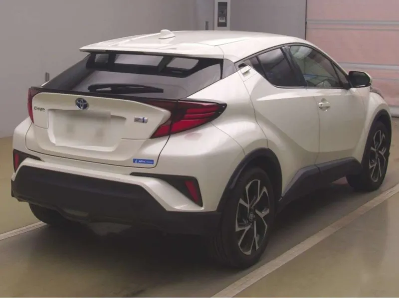 Toyota C-HR G New Shape 2021 (Hybrid, Auction Grade 3.5) – Pearl | 21,159 km | Upcoming | STK-260598
