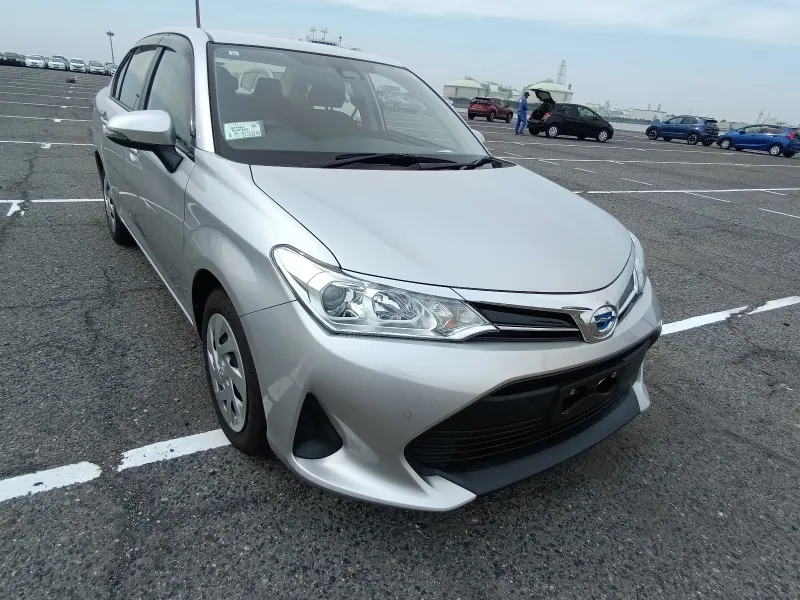 Toyota Axio EX 2021 (Hybrid, Auction Grade 4) – Silver | 31,700 km | Upcoming | STK-260507