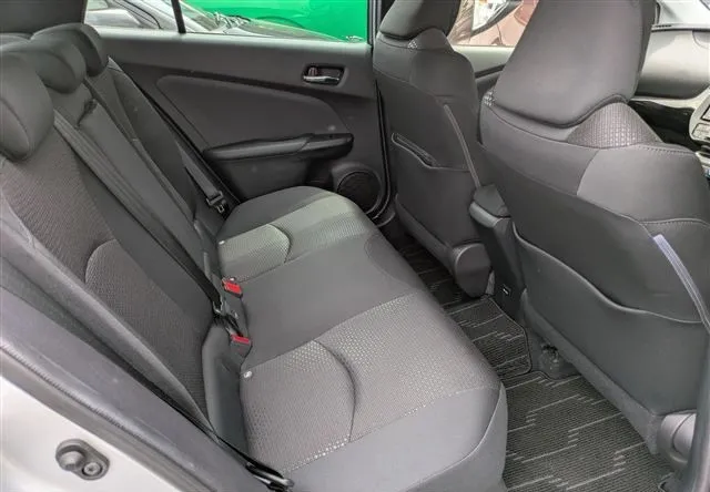 Toyota Prius S Safety Plus II 2021 (Hybrid, Auction Grade 3) – Silver | 34,093 km | Mongla | STK-260483