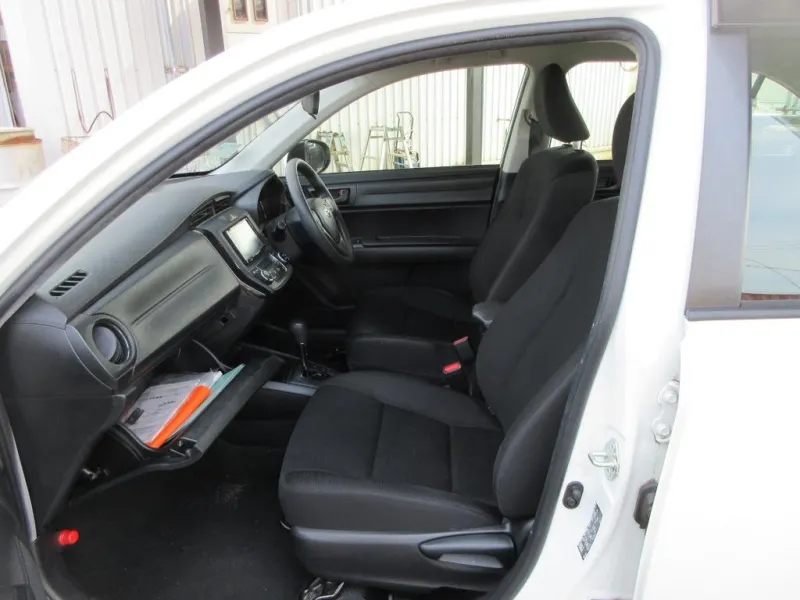 Toyota Axio EX 2020 (Hybrid, Auction Grade 4) – Pearl | 94,023 km | ECB Showroom | STK-250097