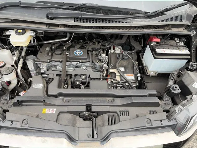 Toyota Noah S-G 2022 (Hybrid, Auction Grade 4) – Black | 79,338 km | Dhaka | STK-260616