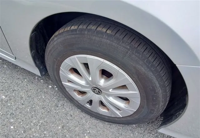 Toyota Prius S Safety Plus II 2021 (Hybrid, Auction Grade 3.5) – Silver | 42,667 km | Incoming | STK-260954