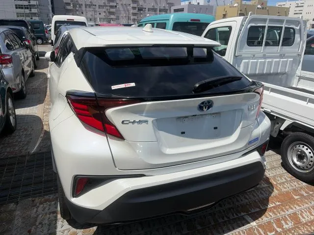 Toyota C-HR G New Shape 2021 (Hybrid, Auction Grade 3.5) – Pearl | 21,159 km | Upcoming | STK-260598