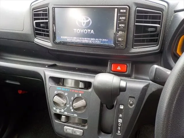 Toyota PIXIS EPOCH B 2020 (Non Hybrid, Auction Grade 4) – Silver (S28) | 51,680 km | Dhaka | STK-260814