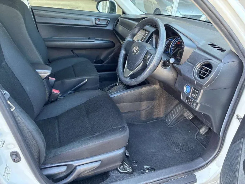 Toyota Axio EX 2021 (Hybrid, Auction Grade 4) – White | 114,000 km | Upcoming | STK-260499