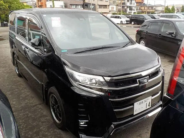 Toyota Noah Si WXB II 2020 (Non Hybrid, Auction Grade 4) – Black | 47,719 km | Dhaka | STK-260827