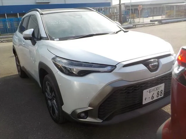 Toyota Corolla Cross Z 2025 (Hybrid, Auction Grade 5) – Pearl | 15,000 km | Showroom | STK-260658