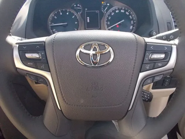 Toyota LAND CRUISER PRADO TX-L Matte Black Edition 2022 (Non Hybrid, Auction Grade 5) – Black (202) | 29,640 km | Dhaka | STK-260895