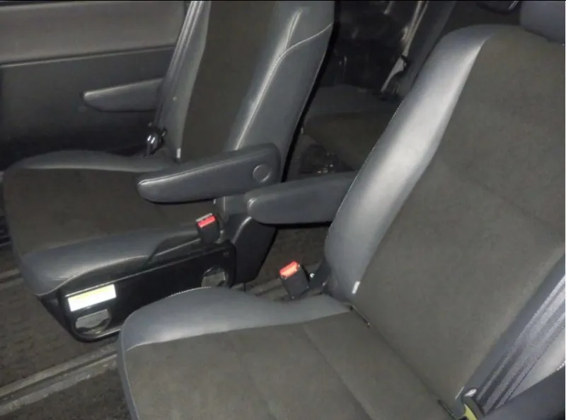 Toyota Noah Si WXB III 2021 (Hybrid, Auction Grade 4) – Black | 112,500 km | Upcoming | STK-260534