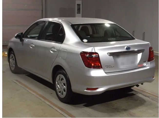 Toyota Axio EX 2022 (Hybrid, Auction Grade 4) – Silver | 47,550 km | Upcoming | STK-260631