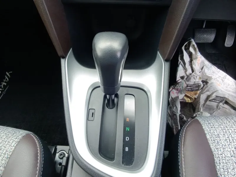 Toyota YARIS CROSS Z 2021 (Hybrid, Auction Grade 4.5) – Pearl | 23,000 km | Mid August | STK-260673