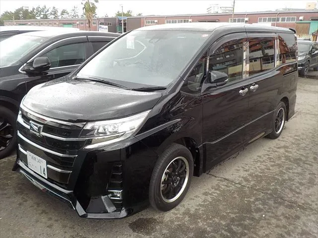 Toyota Noah Si WXB II 2020 (Non Hybrid, Auction Grade 4) – Black | 47,719 km | Dhaka | STK-260827