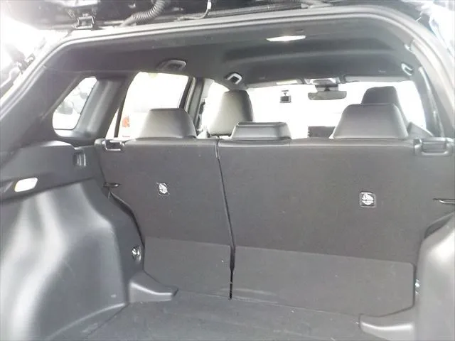 Toyota Corolla Cross Z 2022 (Hybrid, Auction Grade 4.5) – Black | 13,000 km | Showroom | STK-260657