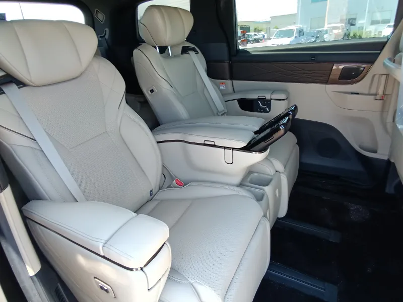 Toyota Alphard Executive Lounge 2026 (Hybrid, Auction Grade 6) – Black | July | STK-260586