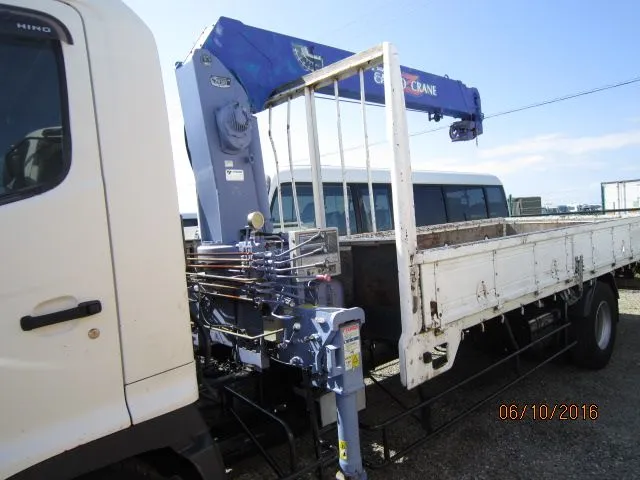 Hino Ranger Crane Truck Ranger Hydraulic Crane Truck 2002 (Diesel) – White | Shampur | STK-260914