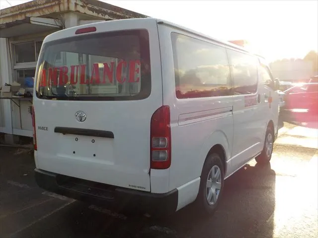 Toyota Hiace Ambulance 2020 (Non Hybrid, Auction Grade 3) – White | 96,202 km | Dhaka | STK-260912