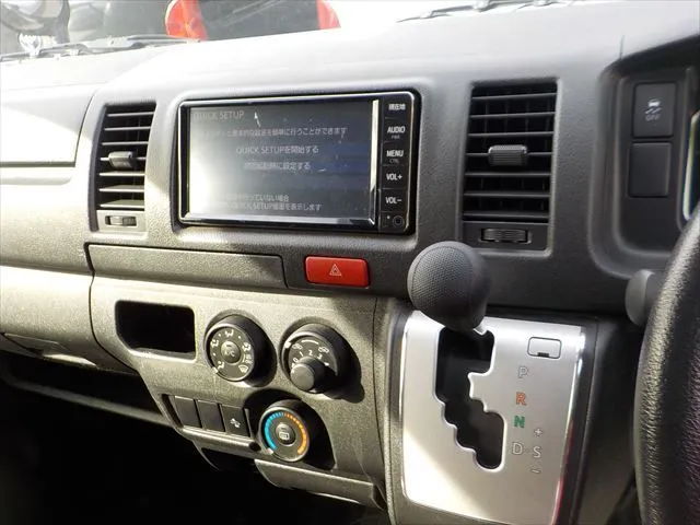 Toyota Hiace GL 2020 (Non Hybrid, Auction Grade R-REAR) – Silver | 59,192 km | Dhaka | STK-260906