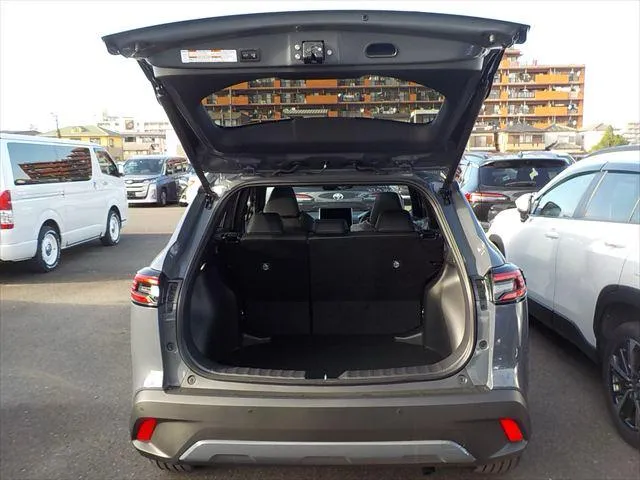 Toyota Corolla Cross Z 2025 (Hybrid, Auction Grade S) – Massive Grey | Dhaka | STK-260630